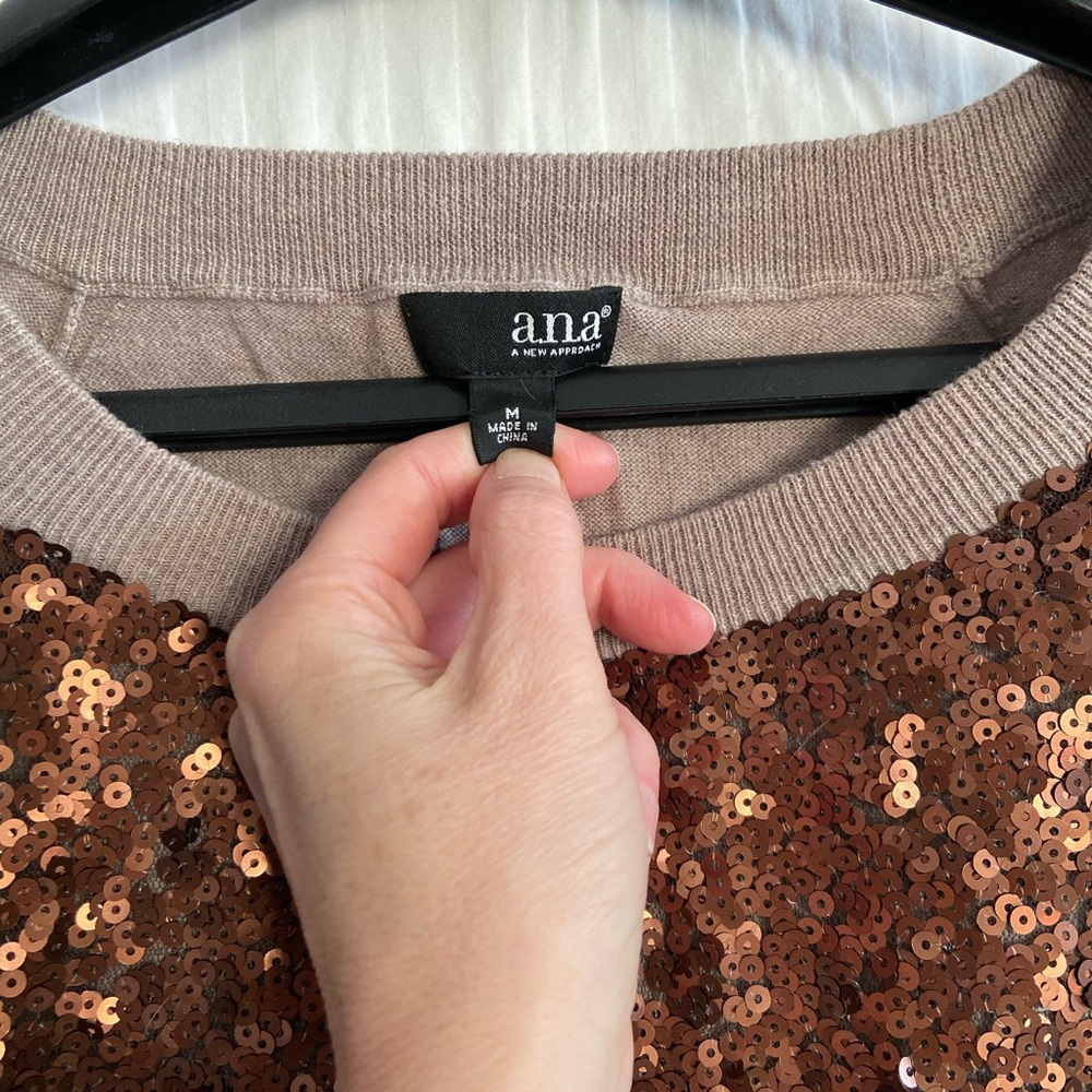 Sweater - Picture 3 of 3